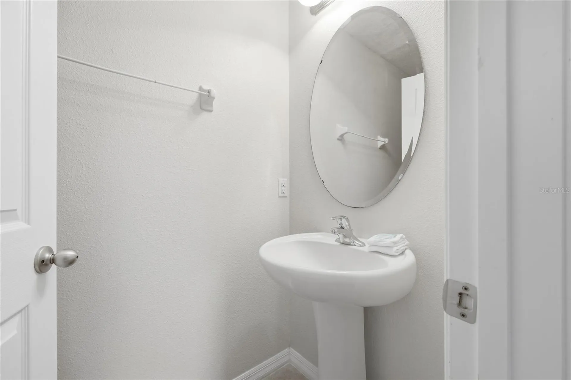 2620 Santosh Cove Kissimmee FL 34746