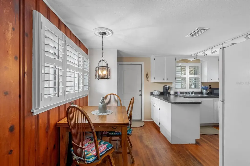427 5th Street N Safety Harbor FL 34695
