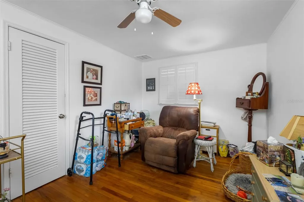 427 5th Street N Safety Harbor FL 34695