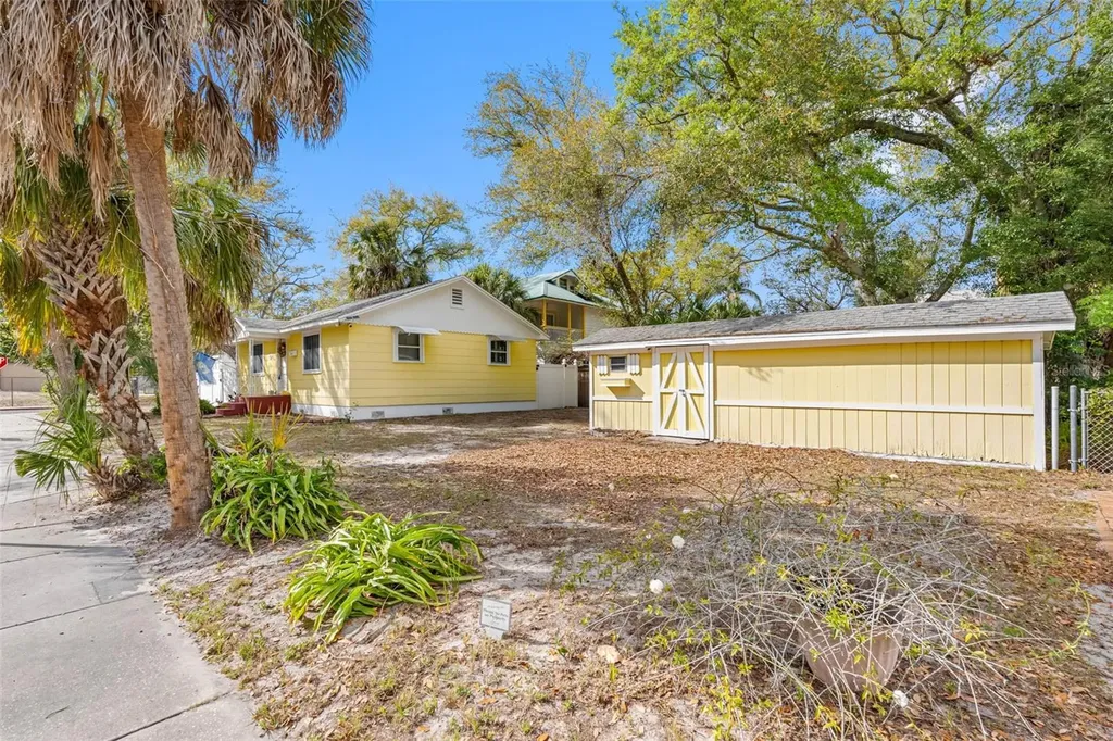 427 5th Street N Safety Harbor FL 34695