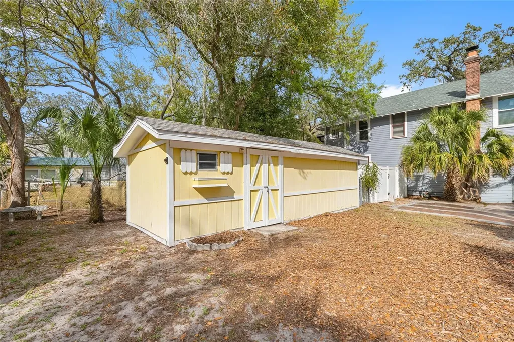 427 5th Street N Safety Harbor FL 34695