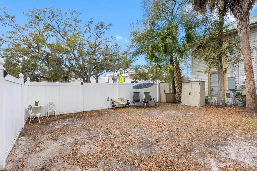 427 5th Street N Safety Harbor FL 34695