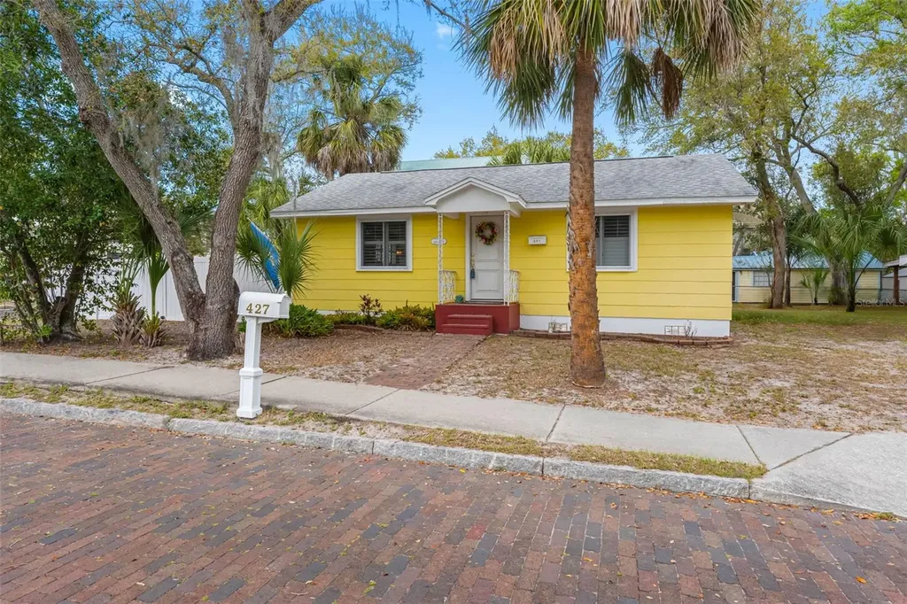 427 5th Street N Safety Harbor FL 34695