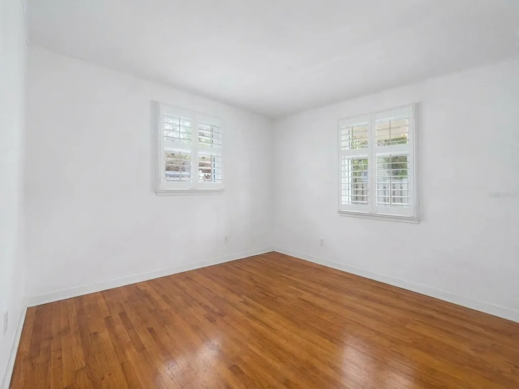 427 5th Street N Safety Harbor FL 34695