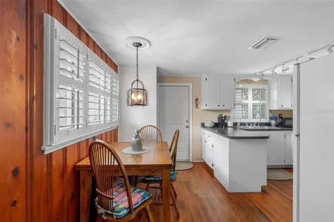 427 5th Street N Safety Harbor FL 34695