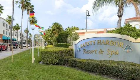 427 5th Street N Safety Harbor FL 34695