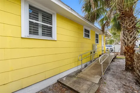 427 5th Street N Safety Harbor FL 34695