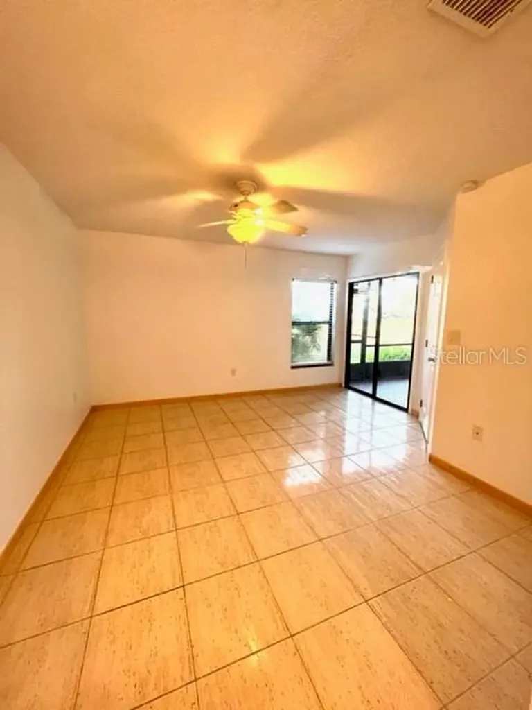 2918 S Semoran Boulevard Orlando FL 32822