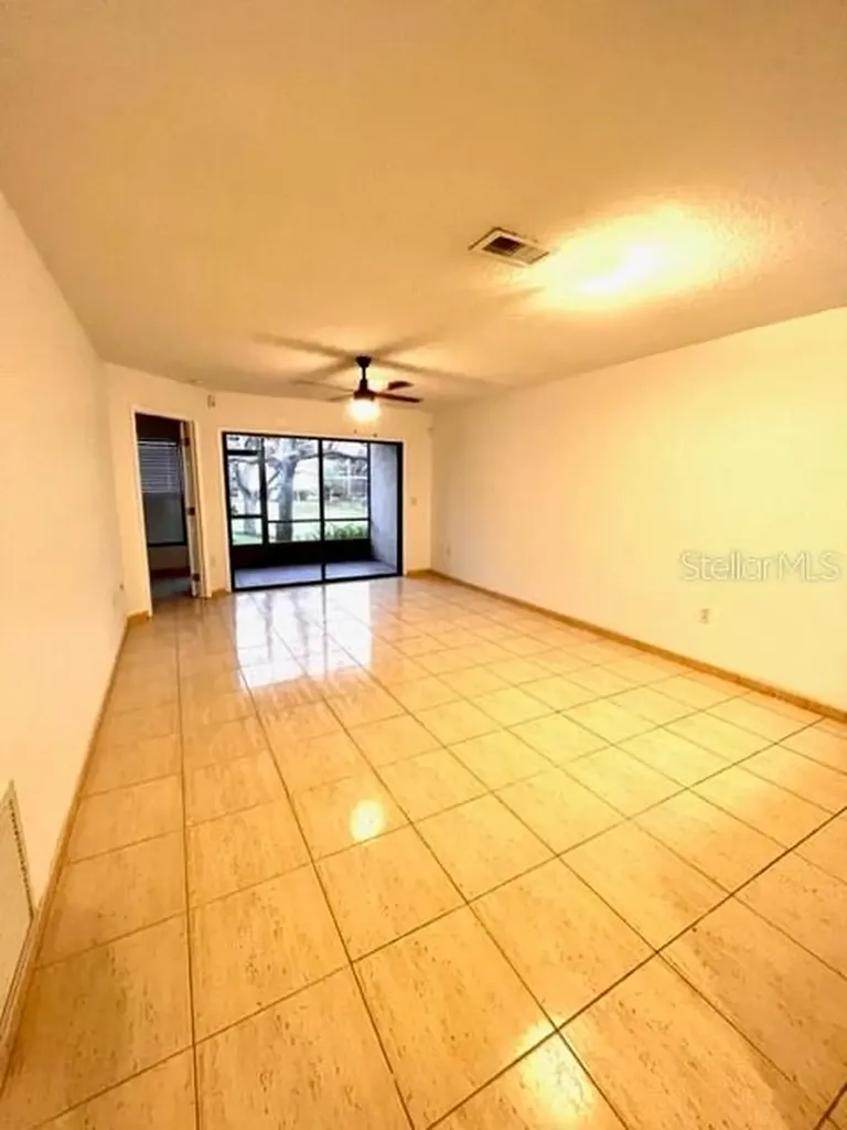2918 S Semoran Boulevard Orlando FL 32822