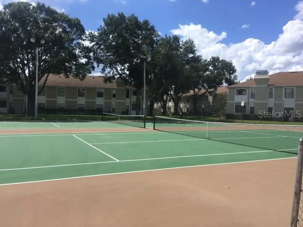 2918 S Semoran Boulevard Orlando FL 32822