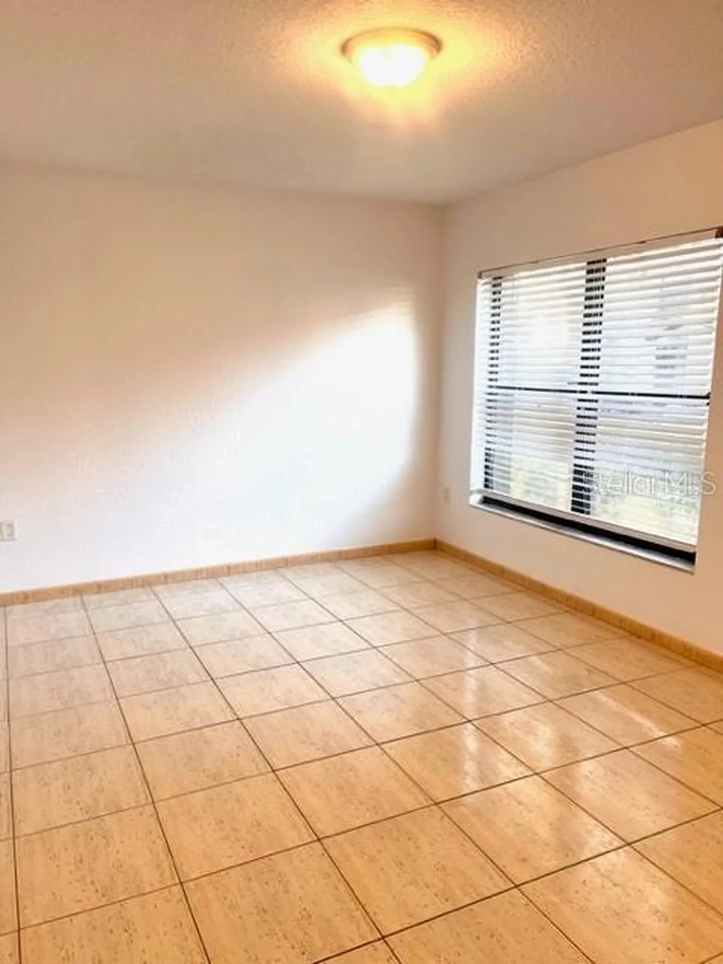 2918 S Semoran Boulevard Orlando FL 32822
