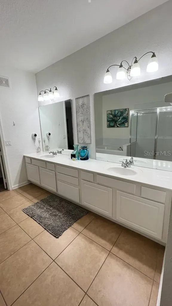4804 Cayview Avenue Orlando FL 32819