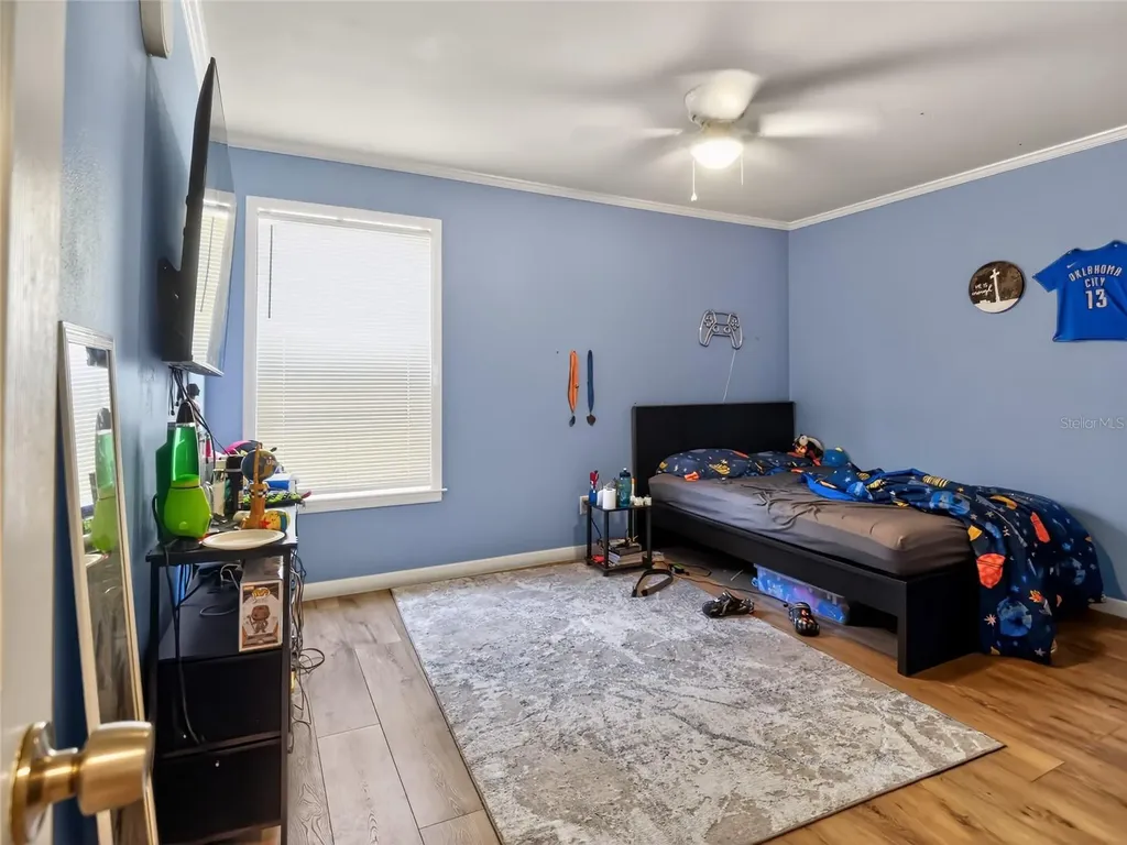 437 Alston Drive Orlando FL 32835