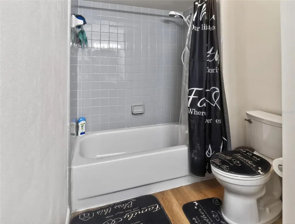 437 Alston Drive Orlando FL 32835