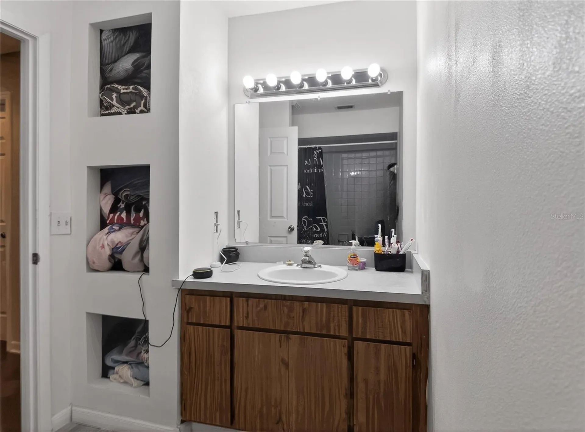 437 Alston Drive Orlando FL 32835