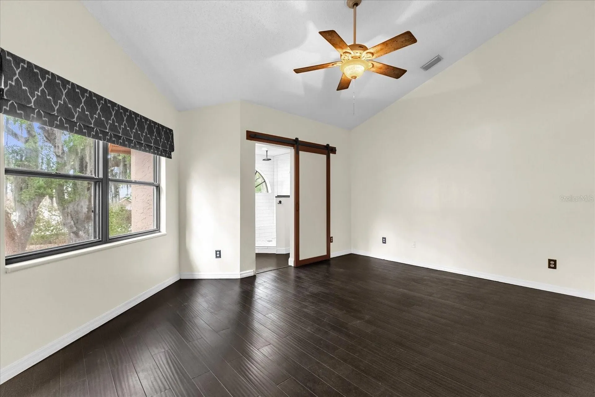 1313 Lake Willisara Circle Orlando FL 32806