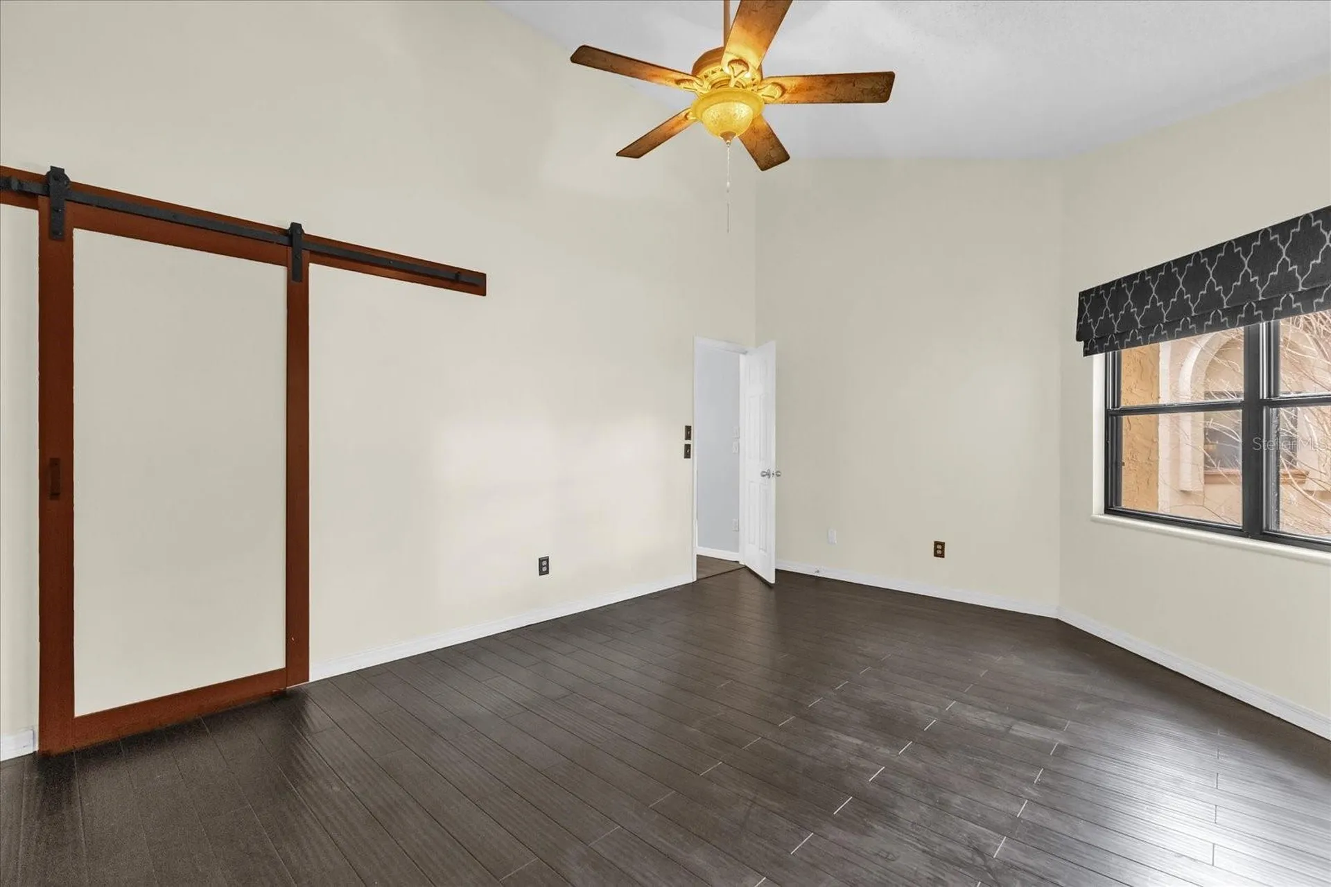 1313 Lake Willisara Circle Orlando FL 32806
