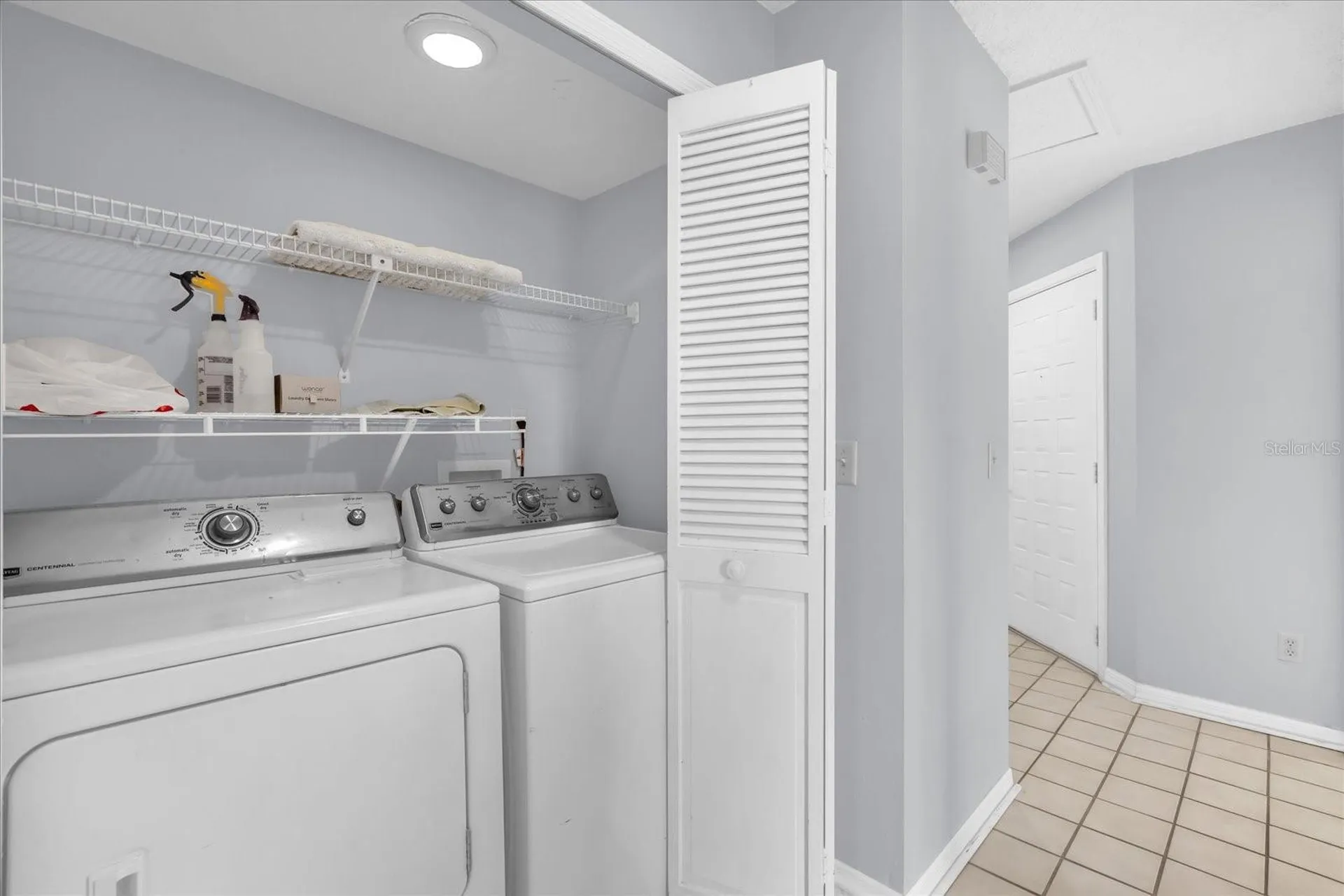 1313 Lake Willisara Circle Orlando FL 32806