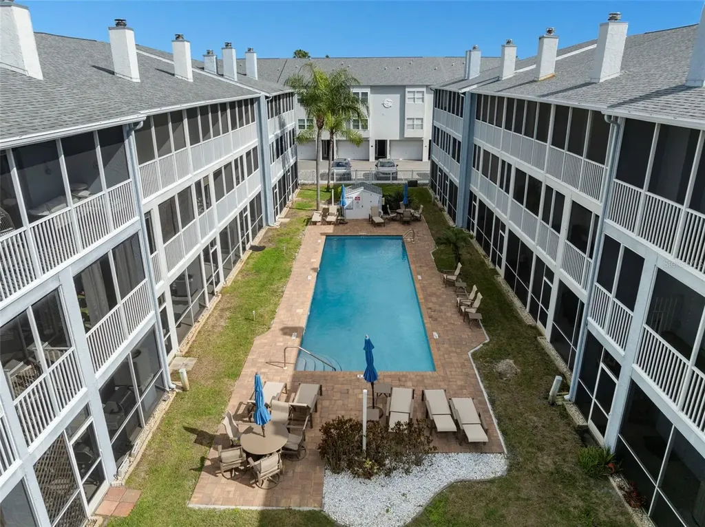 545 Pinellas Bayway S Tierra Verde FL 33715
