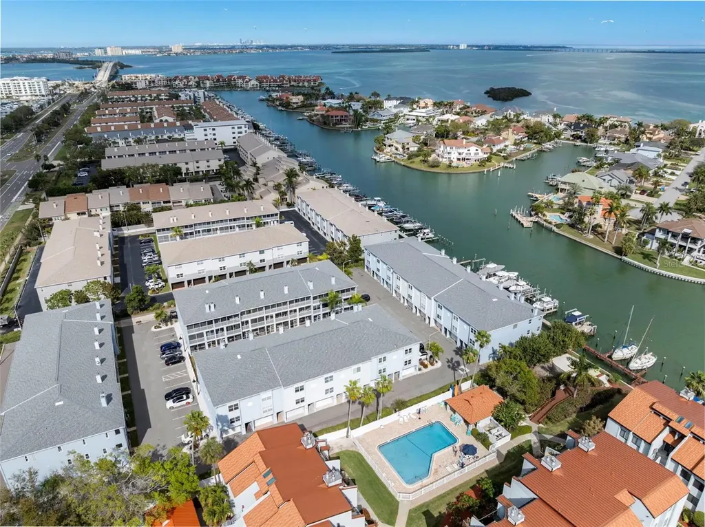 545 Pinellas Bayway S Tierra Verde FL 33715