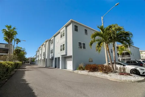 545 Pinellas Bayway S Tierra Verde FL 33715