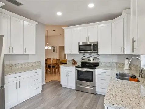 4732 St Andrews Arcade Leesburg FL 34748