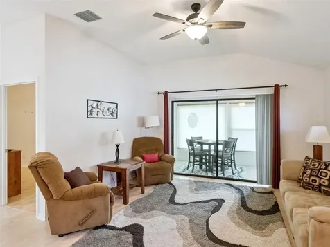 4732 St Andrews Arcade Leesburg FL 34748
