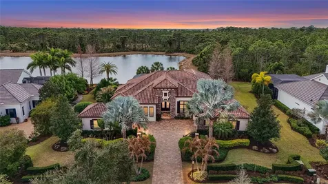 19438 Beacon Park Place Bradenton FL 34202