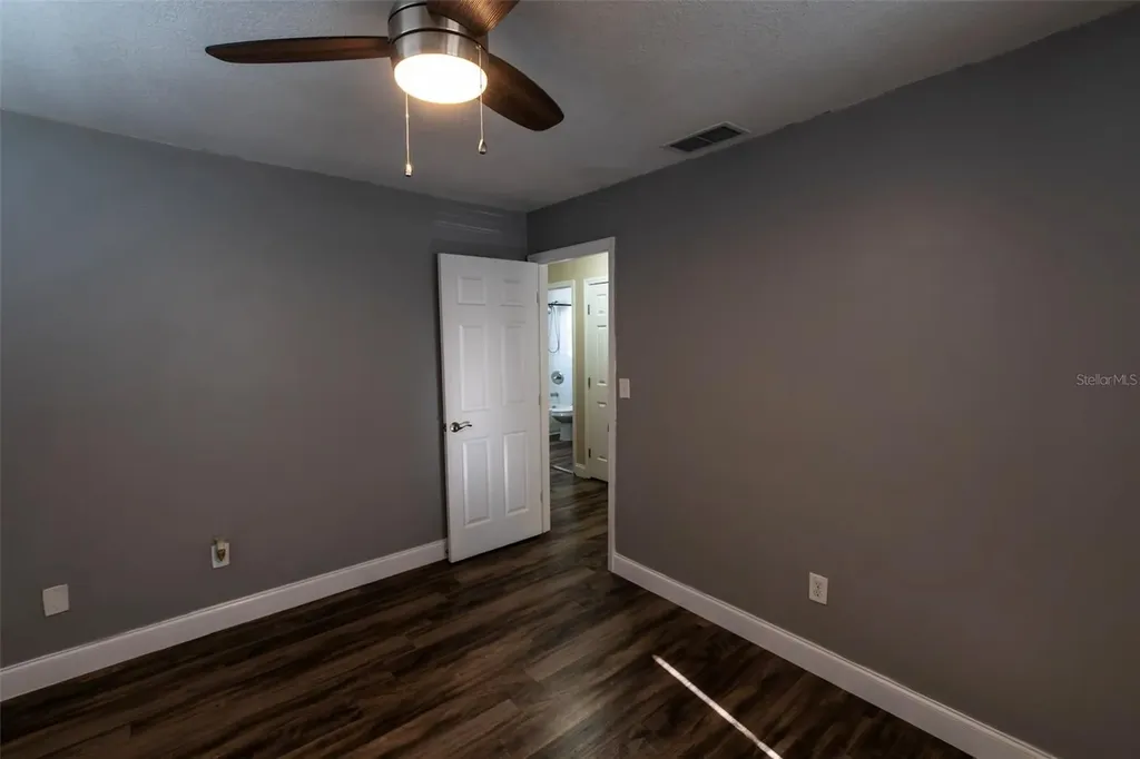 16119 Copperfield Drive Tampa FL 33618