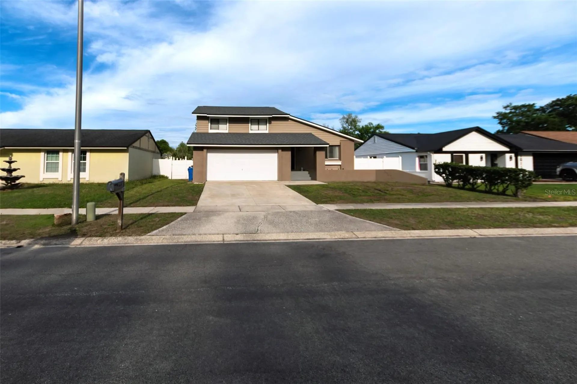 16119 Copperfield Drive Tampa FL 33618