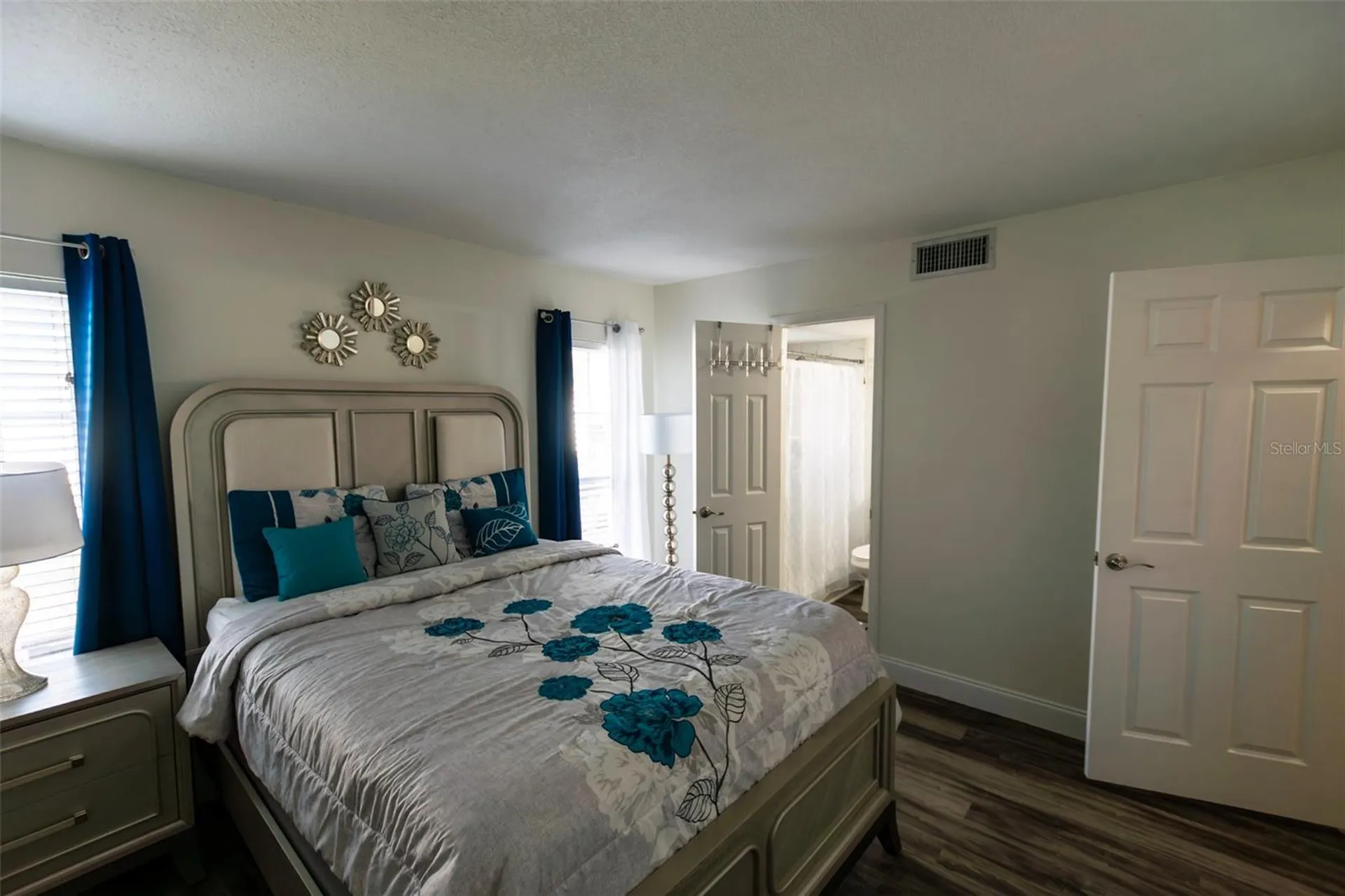 16119 Copperfield Drive Tampa FL 33618