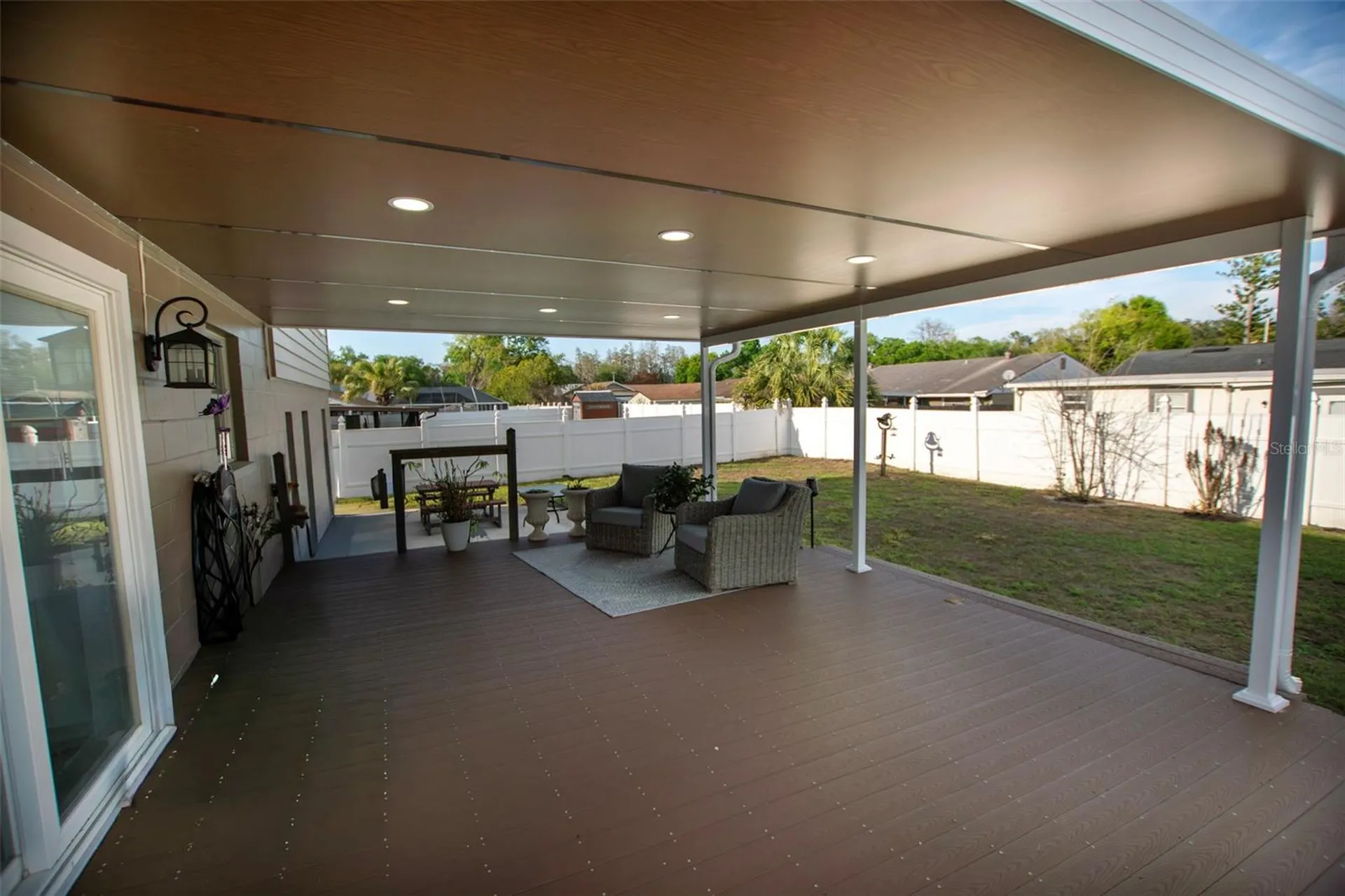 16119 Copperfield Drive Tampa FL 33618