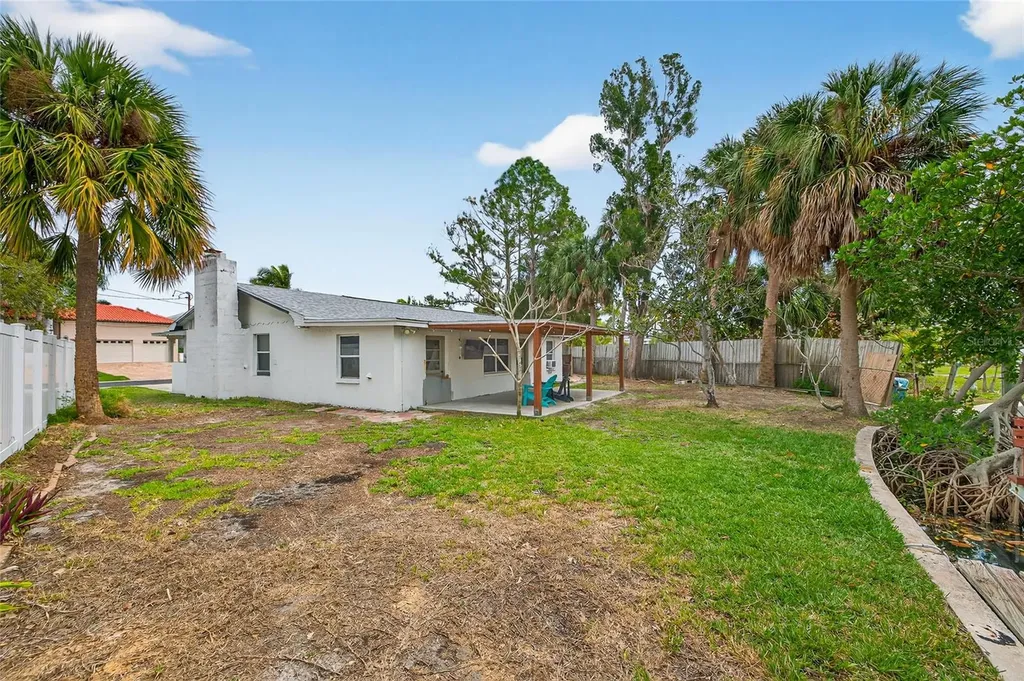 1809 Bayou Grande Boulevard NE St Petersburg FL 33703
