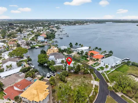 1809 Bayou Grande Boulevard NE St Petersburg FL 33703