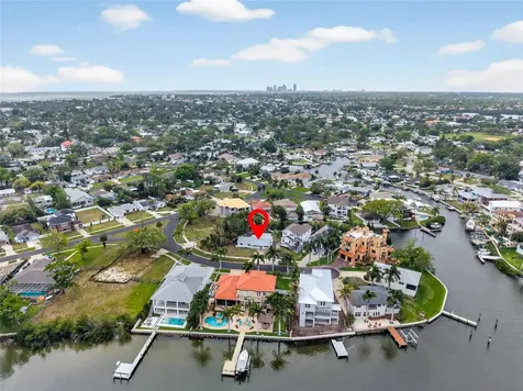 1809 Bayou Grande Boulevard NE St Petersburg FL 33703