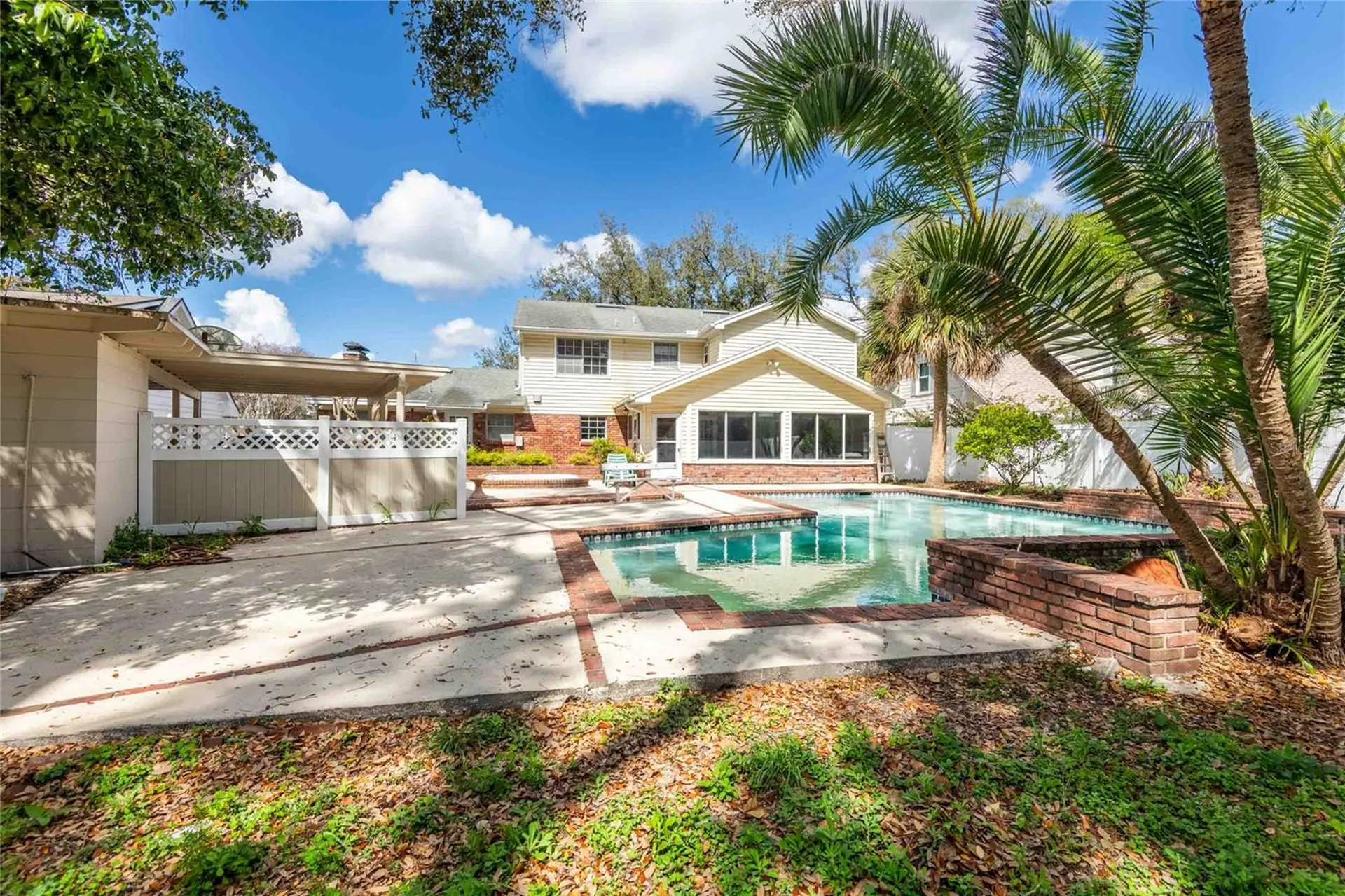 2804 Linthicum Place Tampa FL 33618