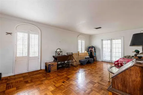 2804 Linthicum Place Tampa FL 33618