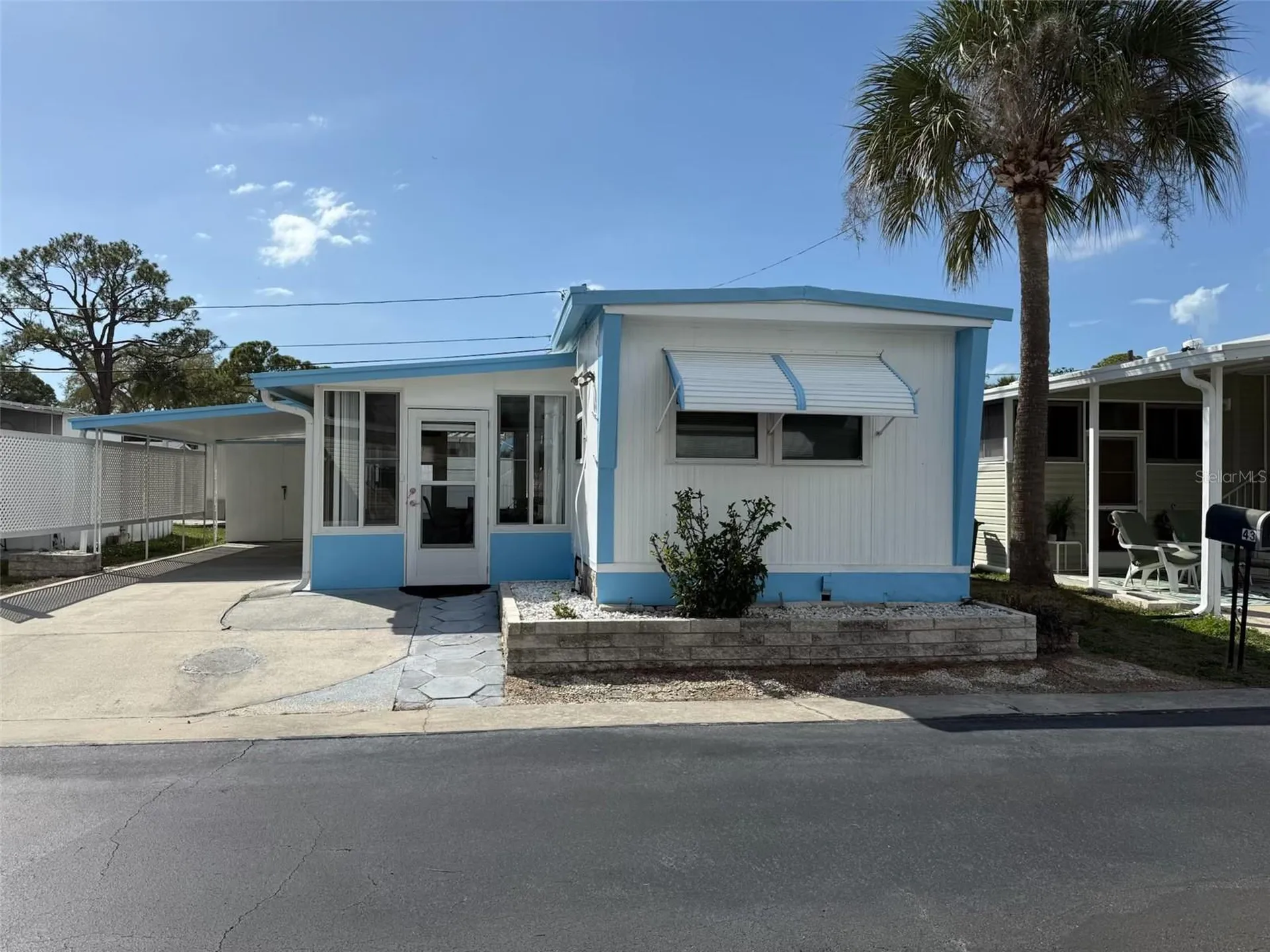7803 46th Avenue N St Petersburg FL 33709