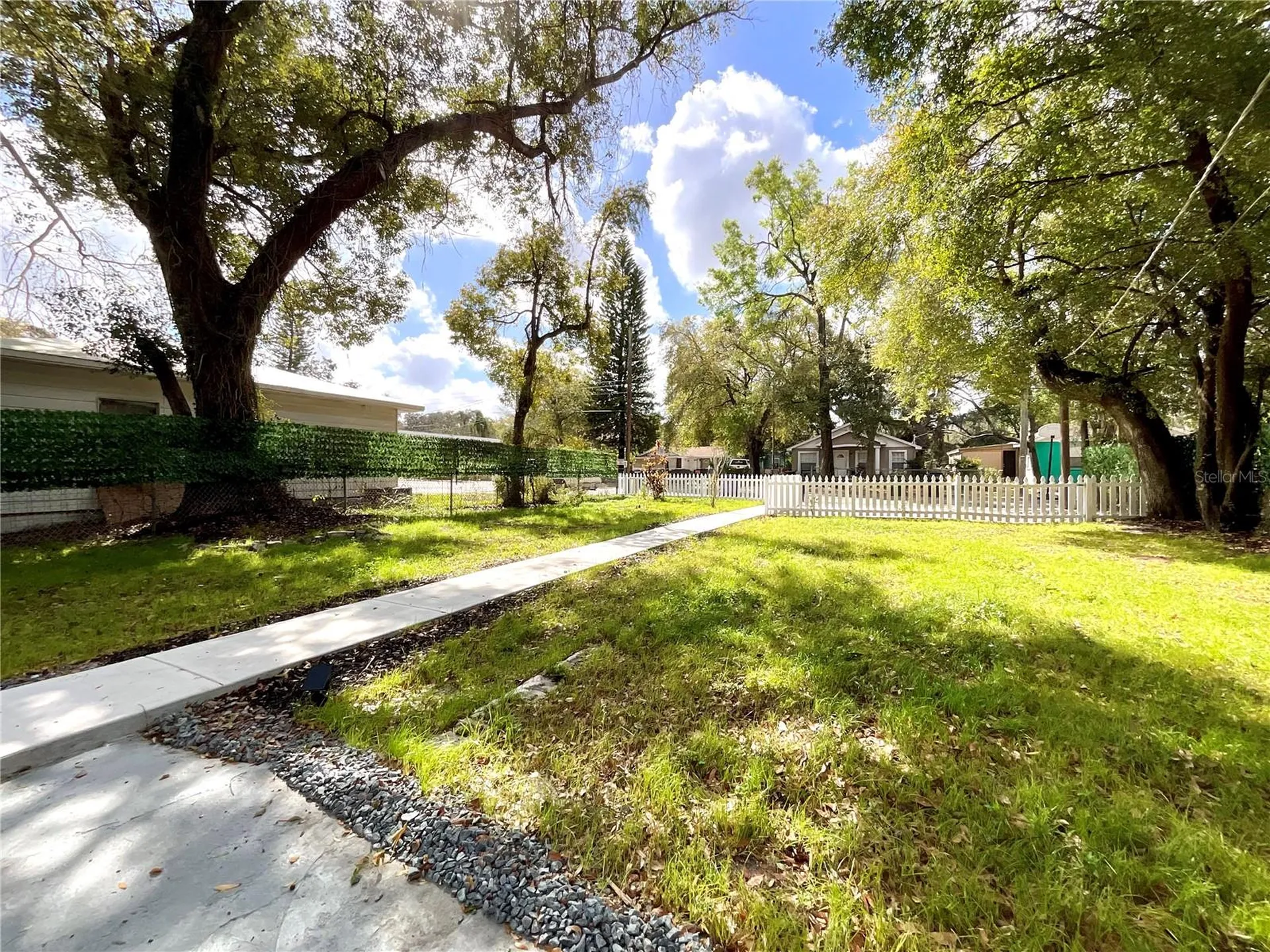 2102 E Caracas Street Tampa FL 33610