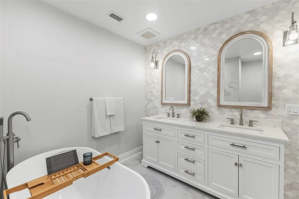 11 Birdie Lane Palm Harbor FL 34683