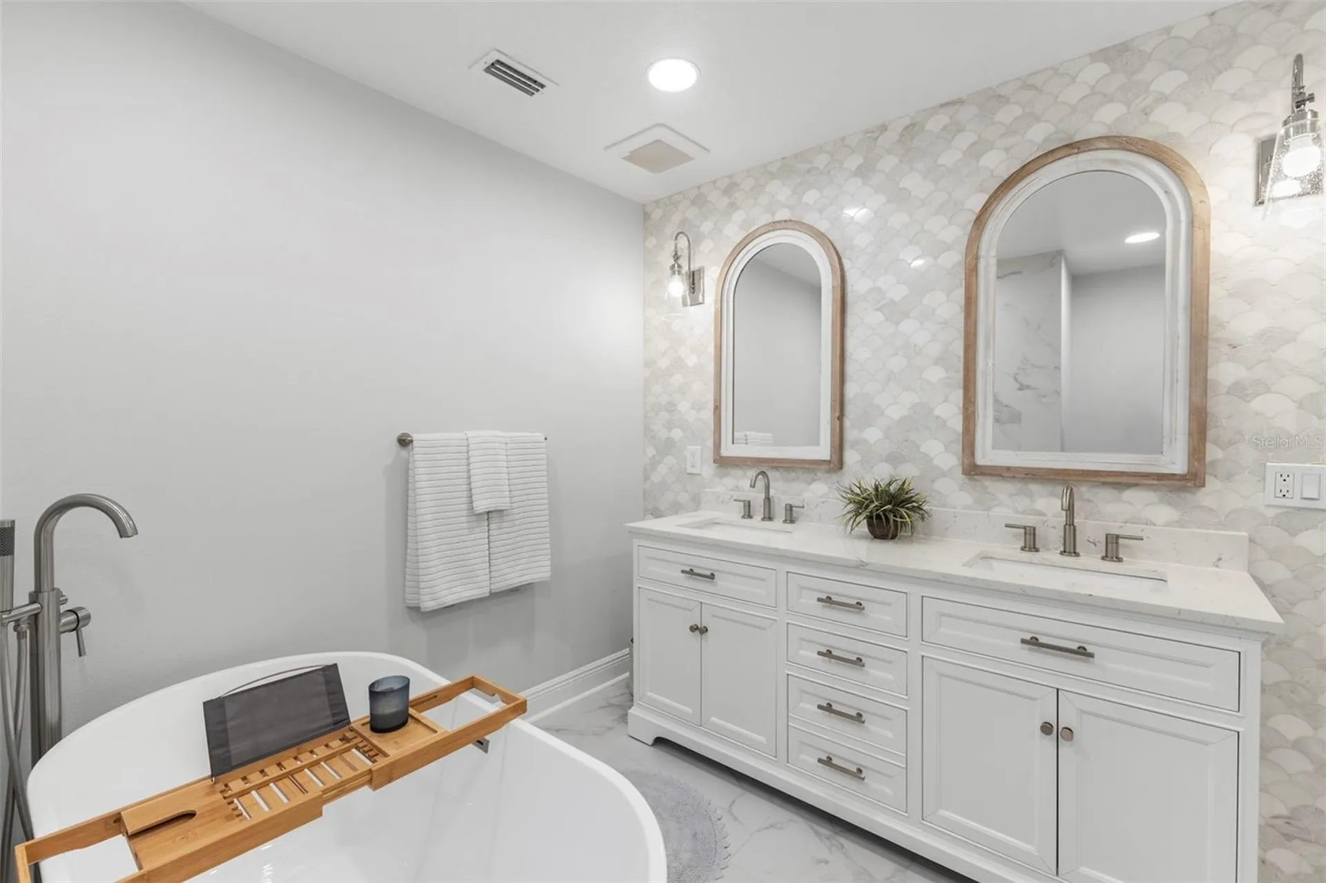 11 Birdie Lane Palm Harbor FL 34683