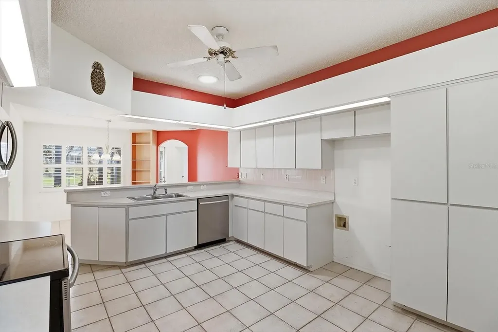 9240 Butler Boulevard Weeki Wachee FL 34613