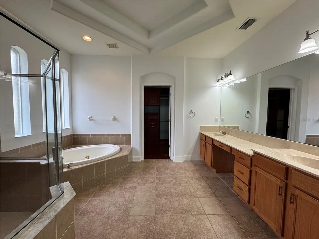 16235 Ivy Lake Drive Odessa FL 33556