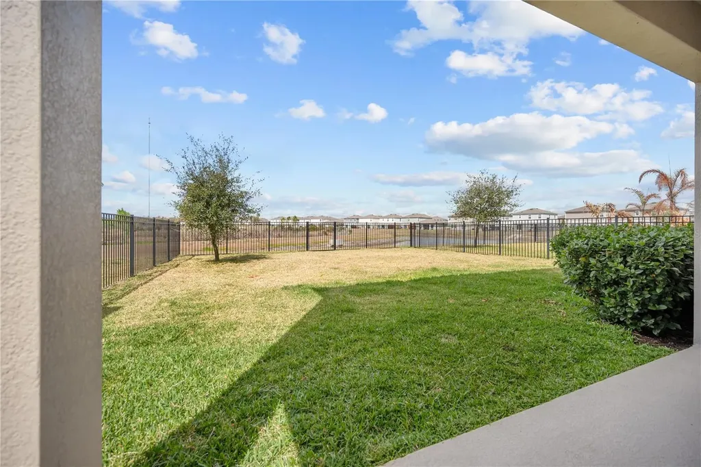 12517 Horseshoe Bend Drive Lithia FL 33547