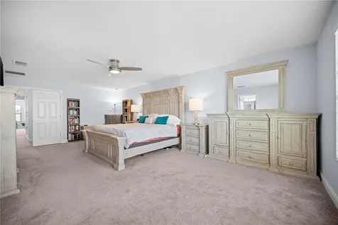 12517 Horseshoe Bend Drive Lithia FL 33547
