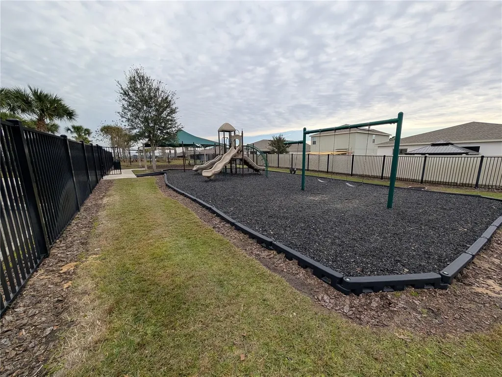 384 Citrus Pointe Drive Davenport FL 33837