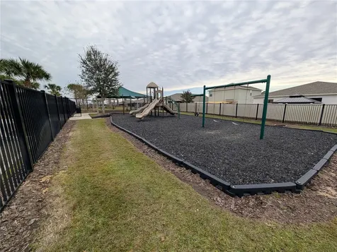 384 Citrus Pointe Drive Davenport FL 33837