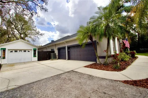 2920 Meadowood Drive New Port Richey FL 34655