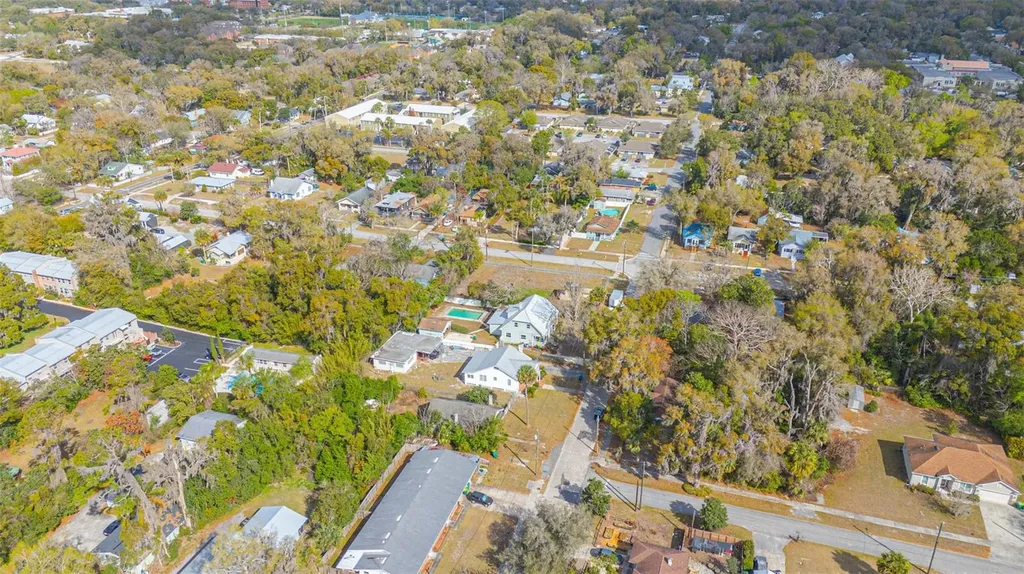 138 N Kentucky Avenue Deland FL 32724