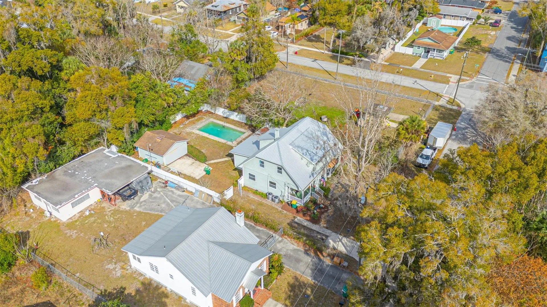 138 N Kentucky Avenue Deland FL 32724